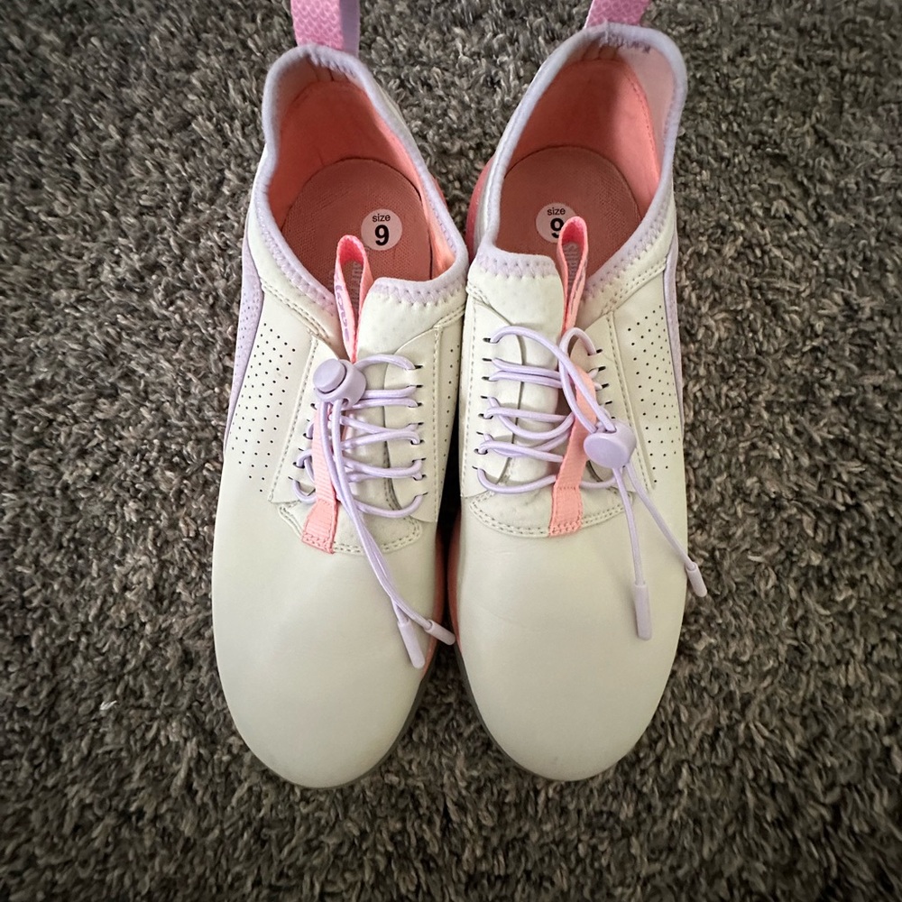 Women's Clove Pink and Cream Shoes